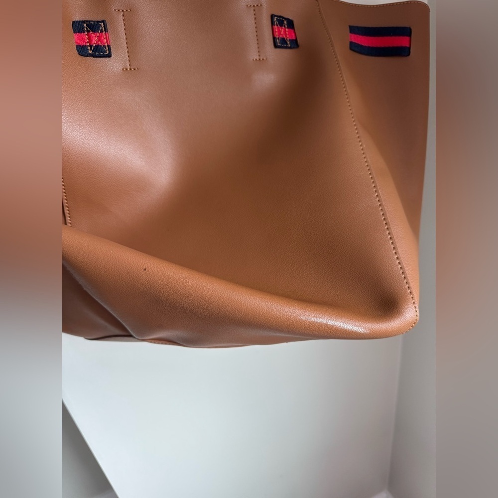 Moda Luxe Dutchess Tote Vegan Leather - Picture 8 of 9